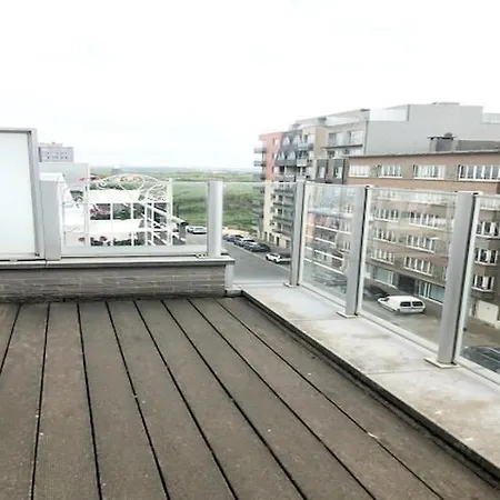 Duplex In Apartment *
